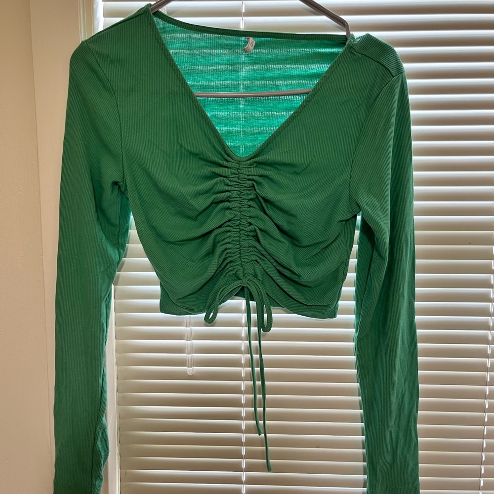 Shorted Green Long Sleeve Crop Top